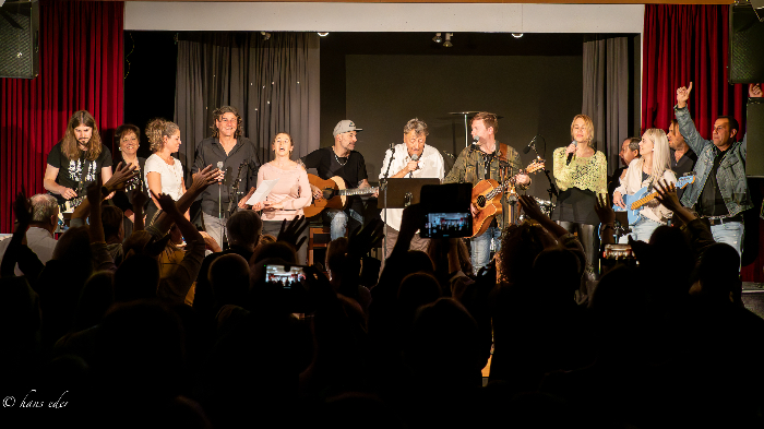 Gruppenfoto_Benefizkonzert.jpg