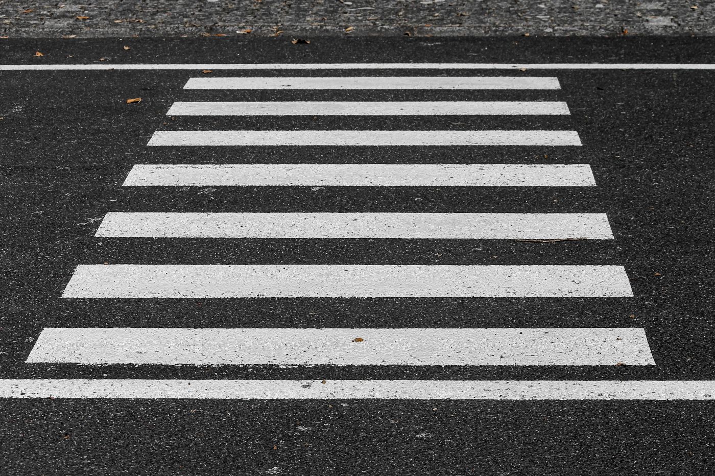 manfredrichter-crosswalk-3712127.jpg